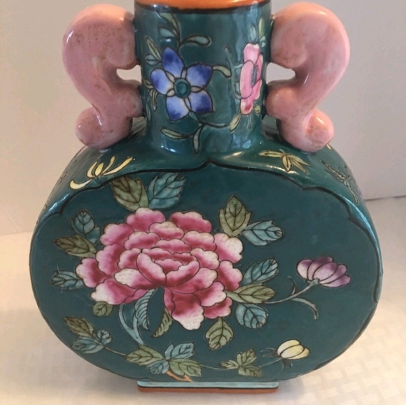 Beautiful Oriental Vase Numbered - Picture 6 of 11